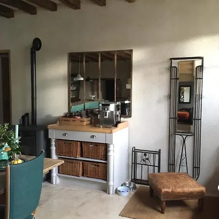 Le Clos Pontillon - לינה וארוחת בוקר Rémalard