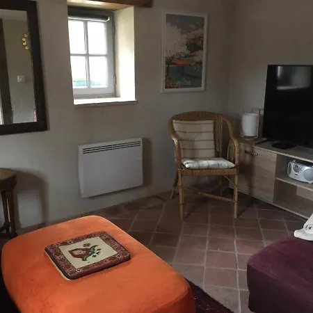 Le Clos Pontillon - לינה וארוחת בוקר