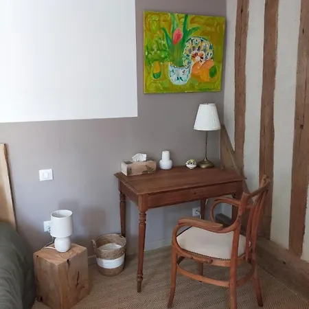 Le Clos Pontillon - לינה וארוחת בוקר Rémalard